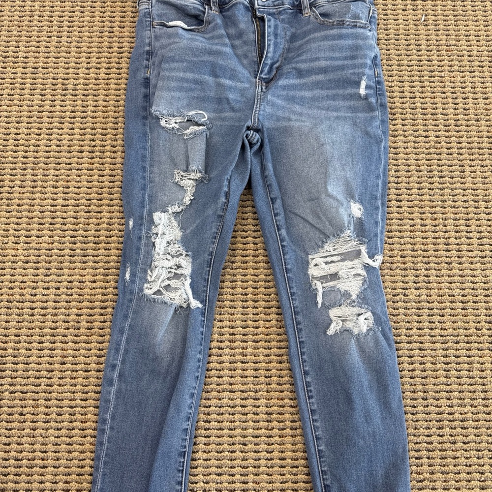 American Eagle Distressed Blue Jeggings size 14 short
